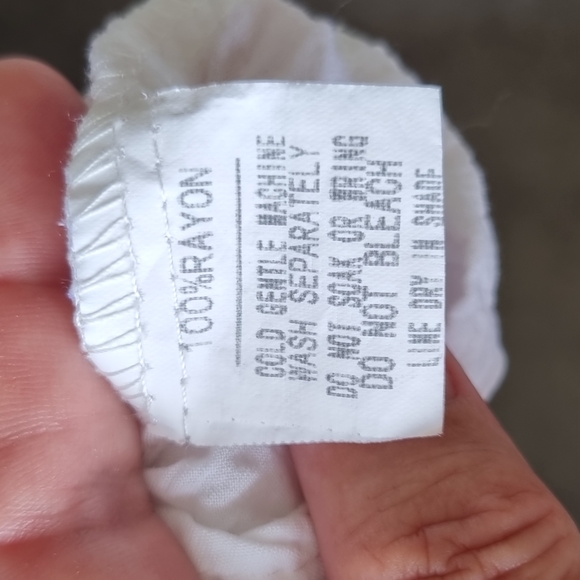 White Summer dress from Lily Whyt Size 10 NWOT - Picture 15 of 16